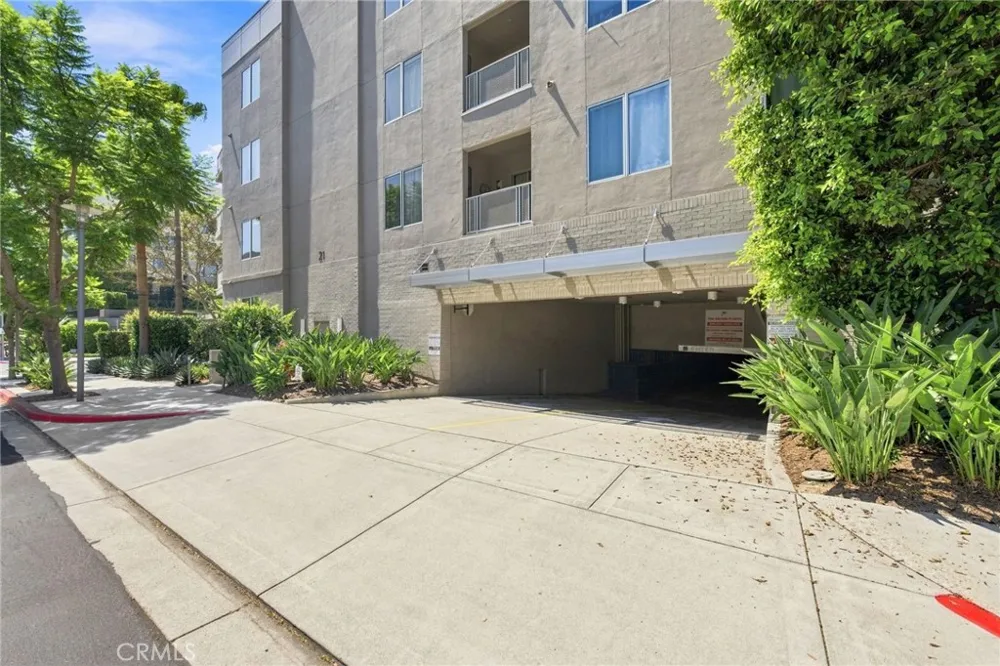 21 Gramercy #309 Irvine, CA 92612
