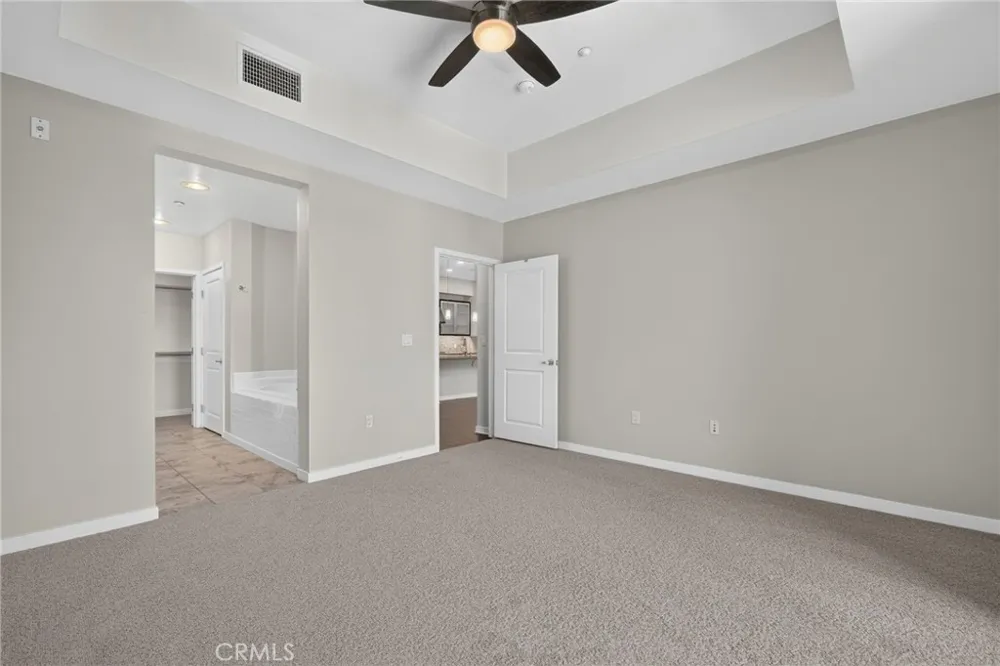21 Gramercy #309 Irvine, CA 92612