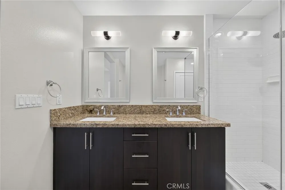 21 Gramercy #309 Irvine, CA 92612