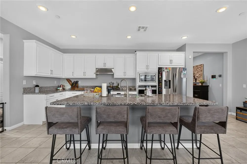 25003 Rockston Drive Corona, CA 92883