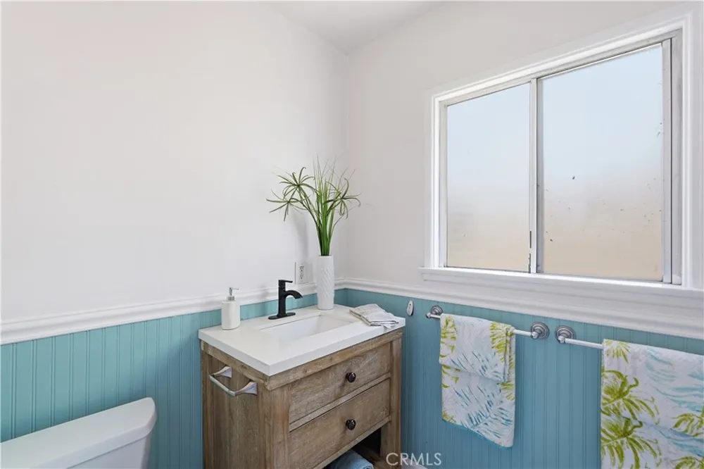 1344 254th Harbor City, CA 90710