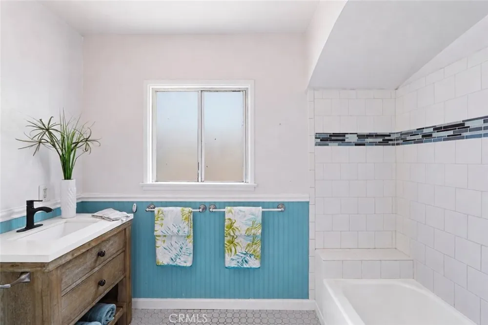 1344 254th Harbor City, CA 90710