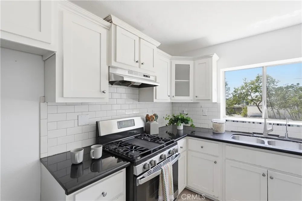 1344 254th Harbor City, CA 90710