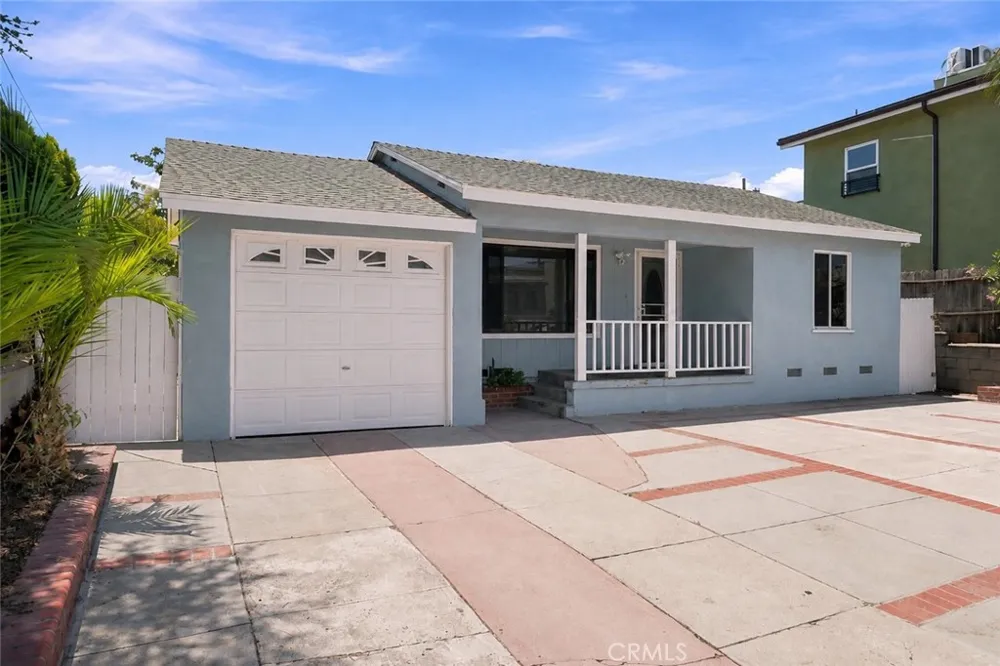 1344 254th Harbor City, CA 90710