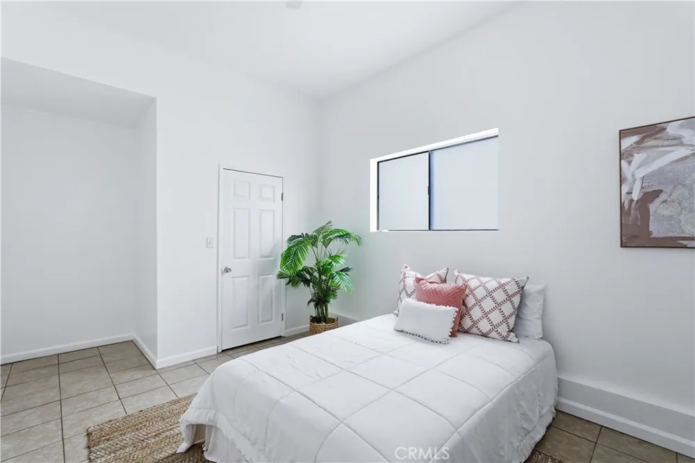 1344 254th Harbor City, CA 90710