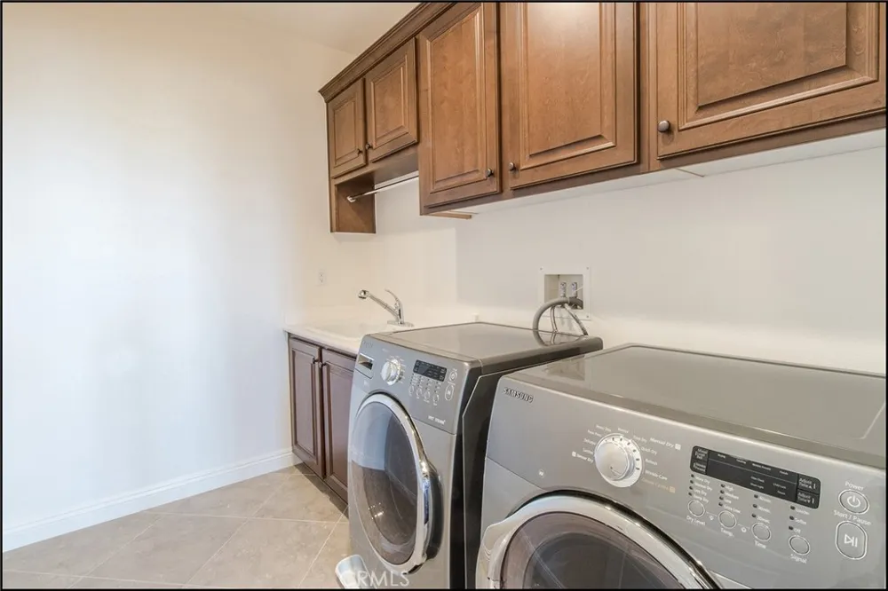 47 Santa Barbara Aliso Viejo, CA 92656