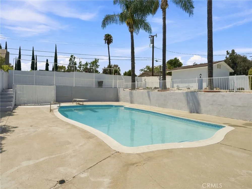 1623 Vallejo Upland, CA 91784