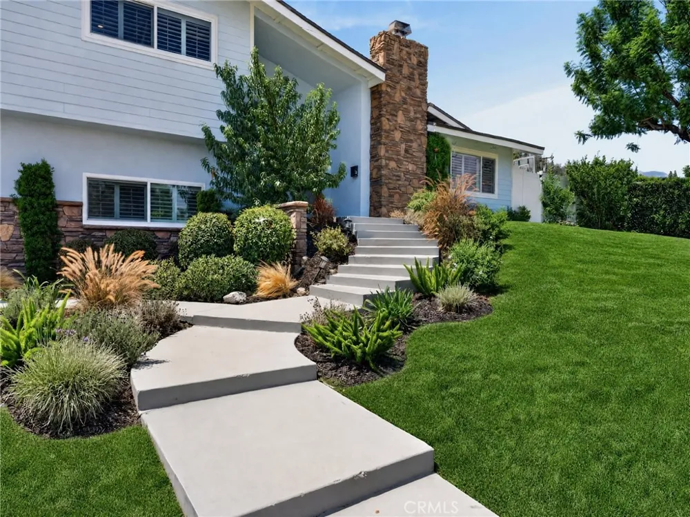 1623 Vallejo Upland, CA 91784