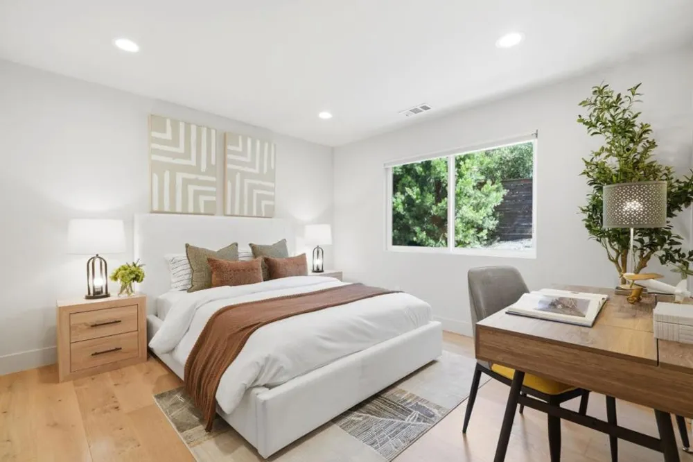 1691 Whitham Avenue Los Altos, CA 94024