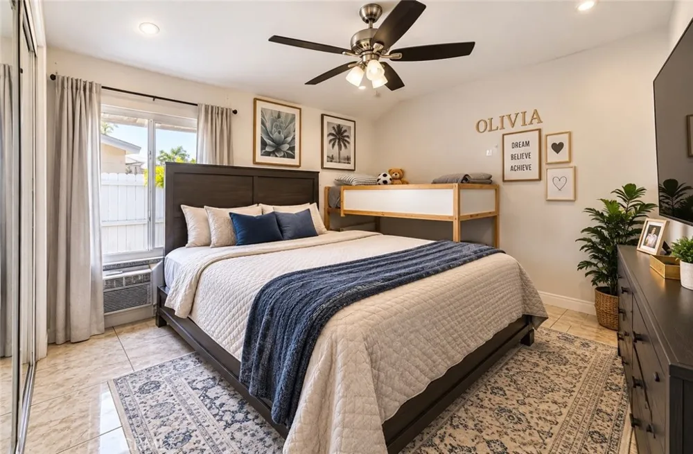 10212 Sherrill Anaheim, CA 92804