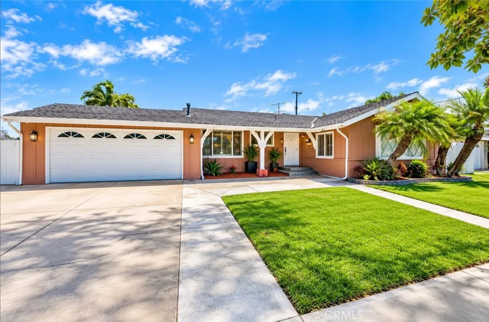 10212 Sherrill Anaheim, CA 92804