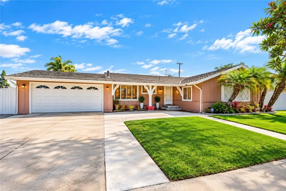 10212 Sherrill Anaheim, CA 92804