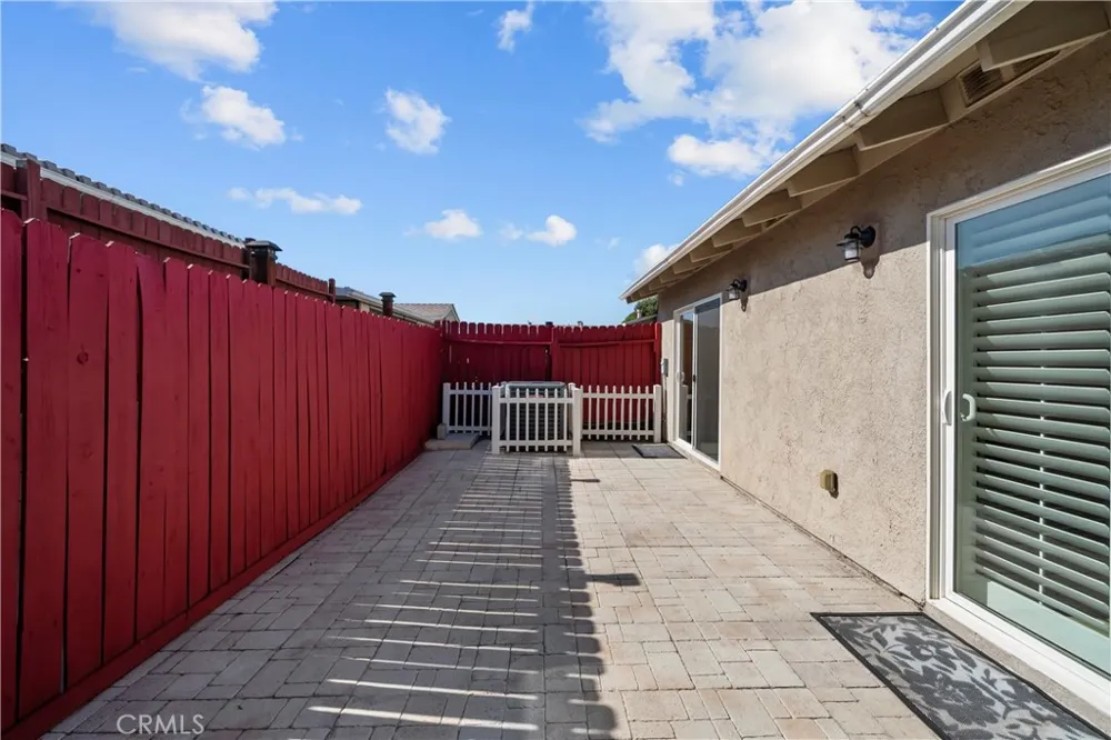 26830 Avenue Of The Oaks #C Newhall, CA 91321