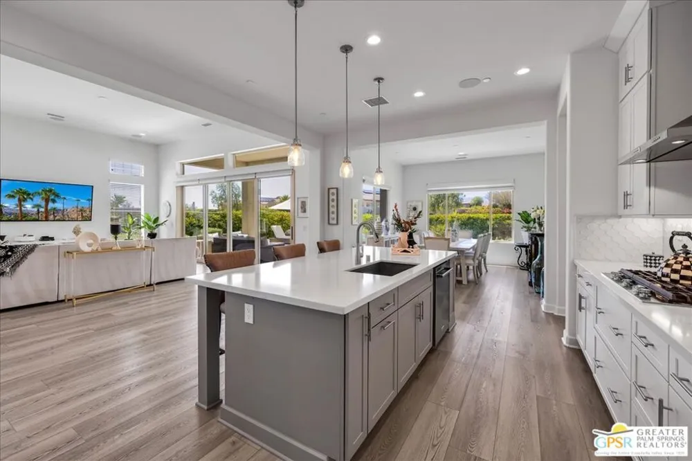 31 Chardonnay Rancho Mirage, CA 92270