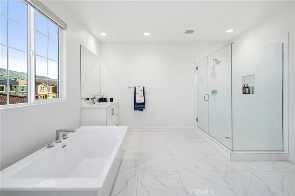 38856 Malva Rosa Drive Palmdale, CA 93551