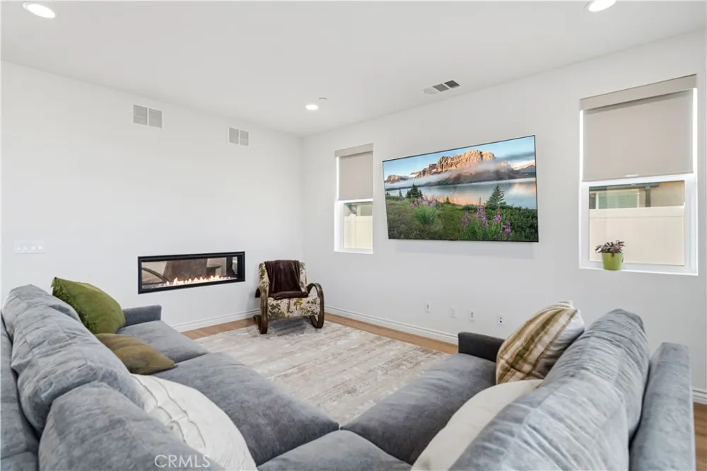 38856 Malva Rosa Drive Palmdale, CA 93551