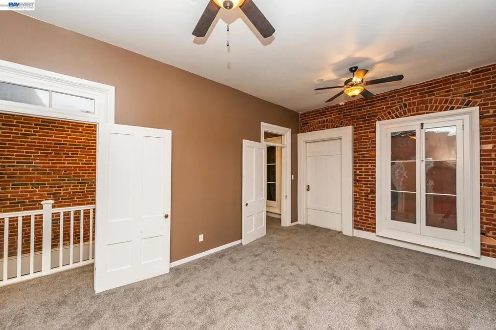 525 Main St. Weaverville, CA 96093