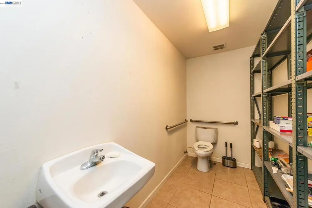 525 Main St. Weaverville, CA 96093