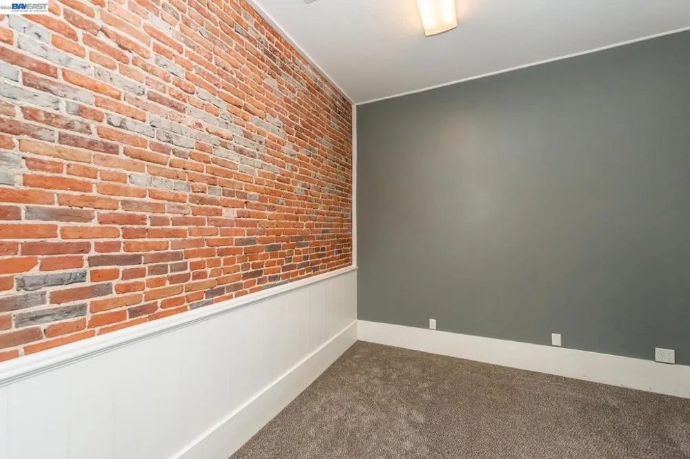 525 Main St. Weaverville, CA 96093