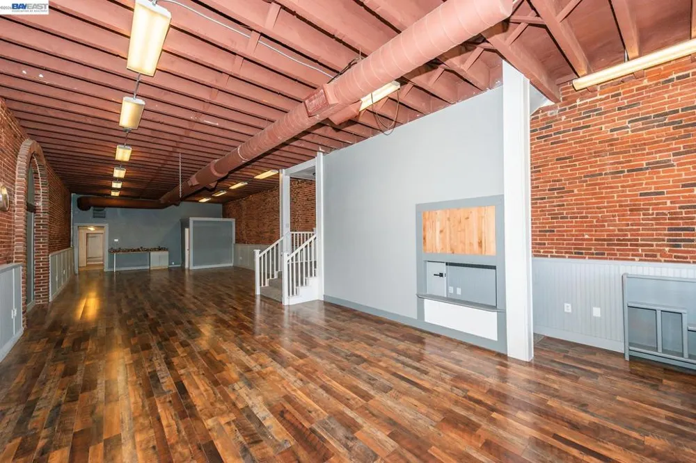 525 Main St. Weaverville, CA 96093