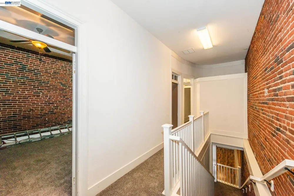 525 Main St. Weaverville, CA 96093