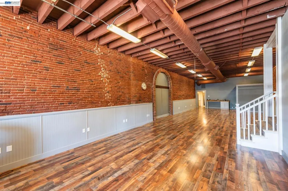 525 Main St. Weaverville, CA 96093