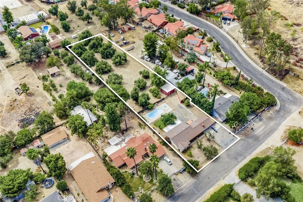 26985 Meridian Street Hemet, CA 92544