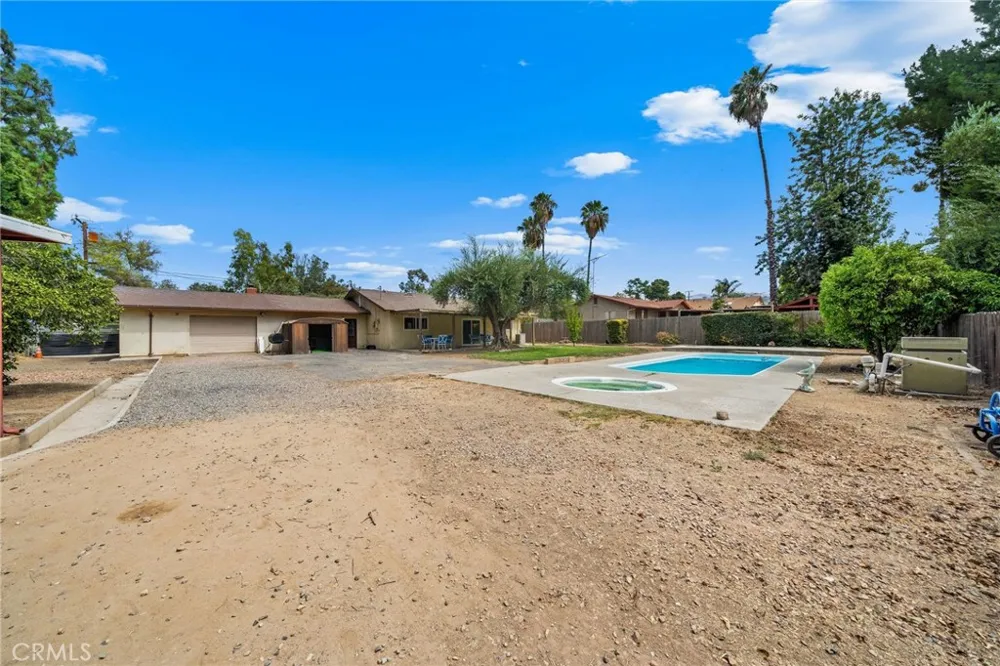 26985 Meridian Street Hemet, CA 92544