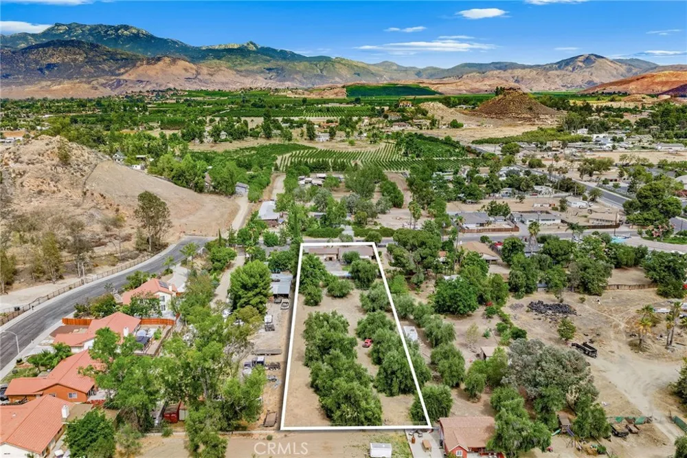 26985 Meridian Street Hemet, CA 92544