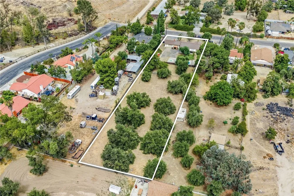 26985 Meridian Street Hemet, CA 92544