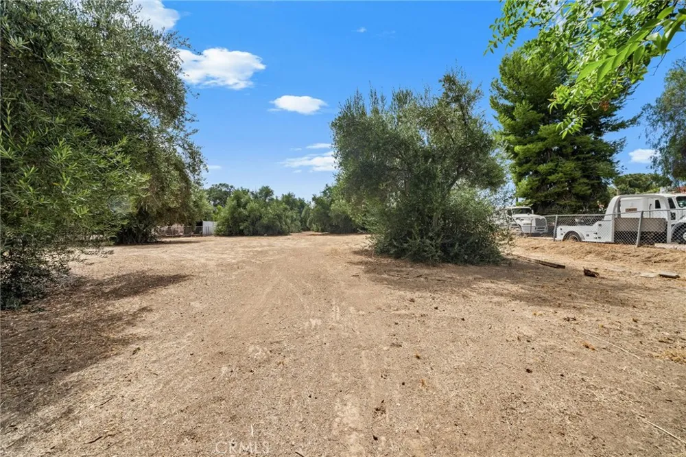 26985 Meridian Street Hemet, CA 92544