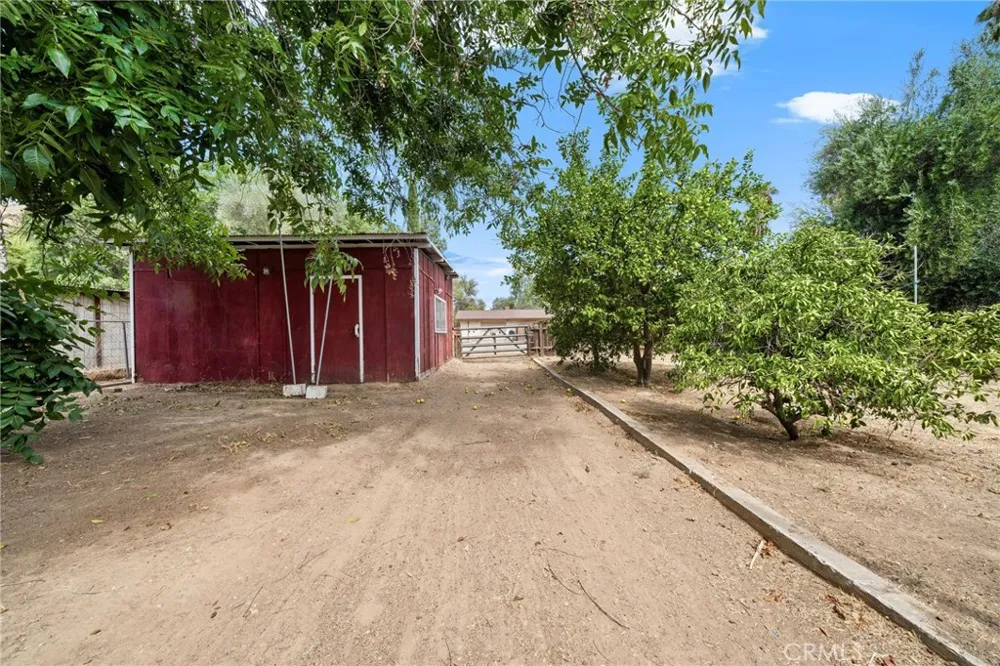 26985 Meridian Street Hemet, CA 92544