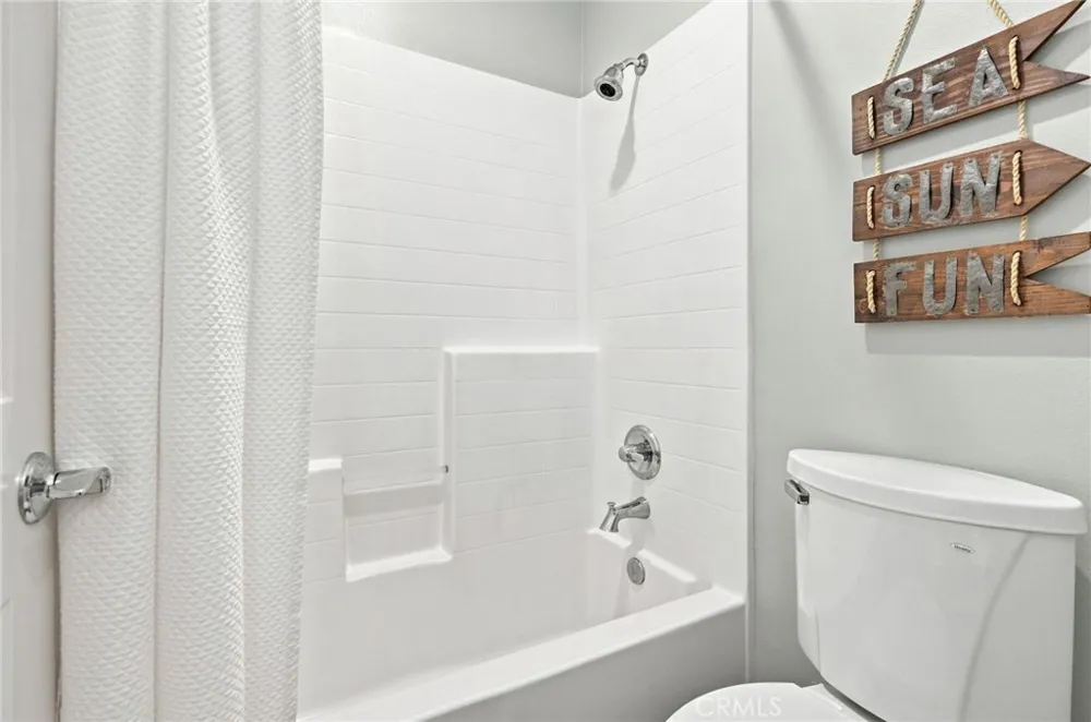 3159 London Oxnard, CA 93036
