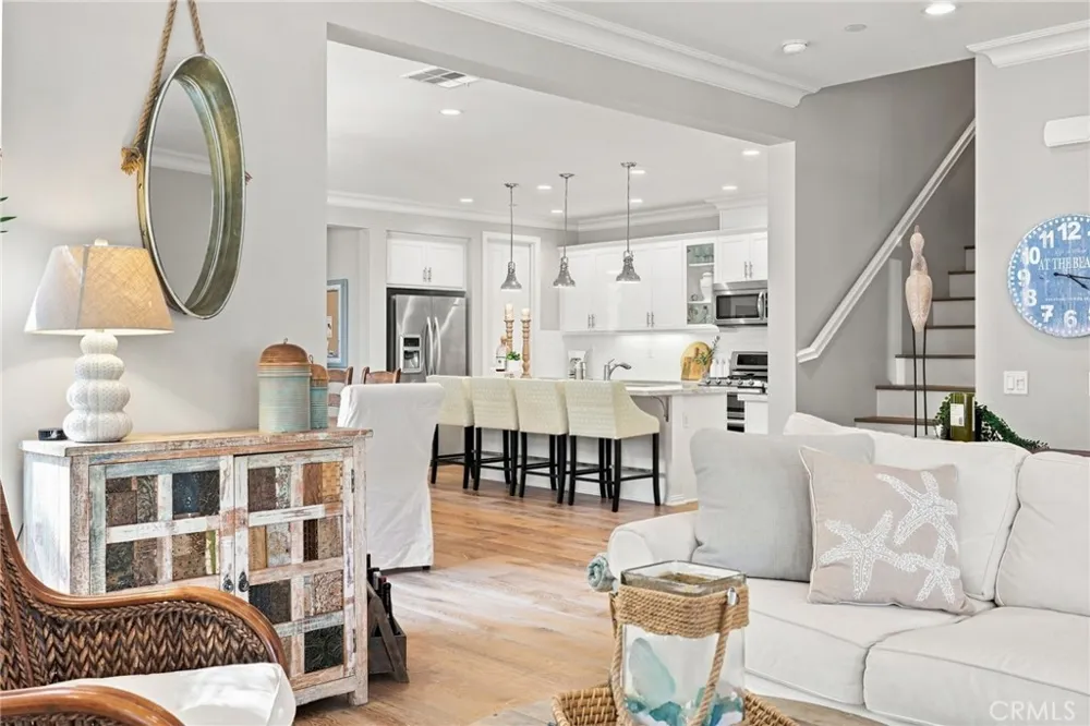 3159 London Oxnard, CA 93036