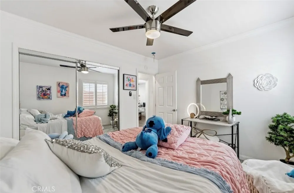 11858 Pantheon Norwalk, CA 90650