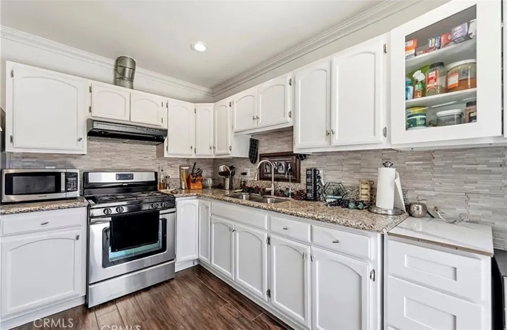 11858 Pantheon Norwalk, CA 90650