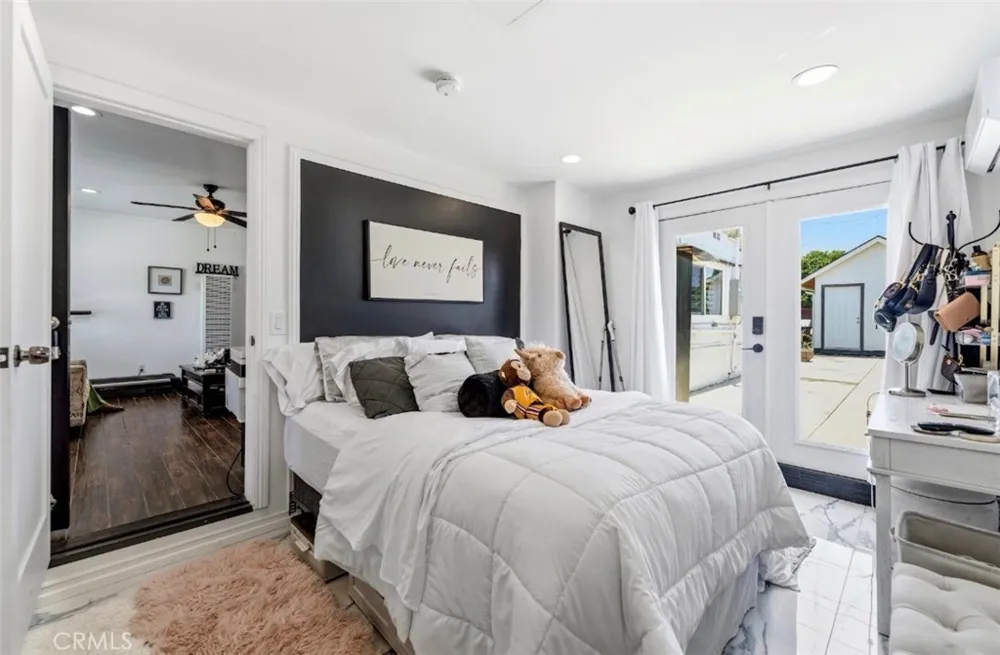 11858 Pantheon Norwalk, CA 90650