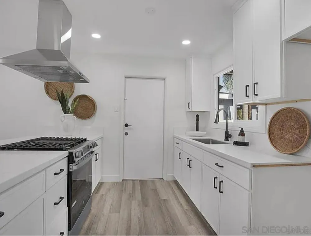 1111 Delaware Imperial Beach, CA 91932
