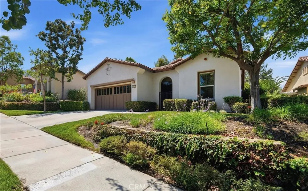 24211 Whitetail Corona, CA 92883
