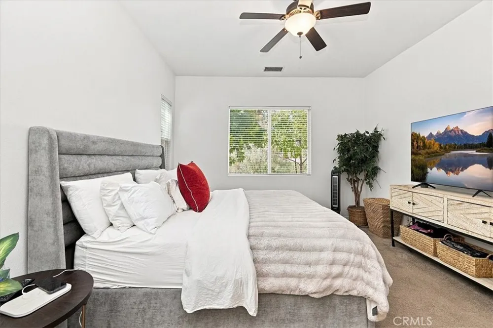 24211 Whitetail Corona, CA 92883