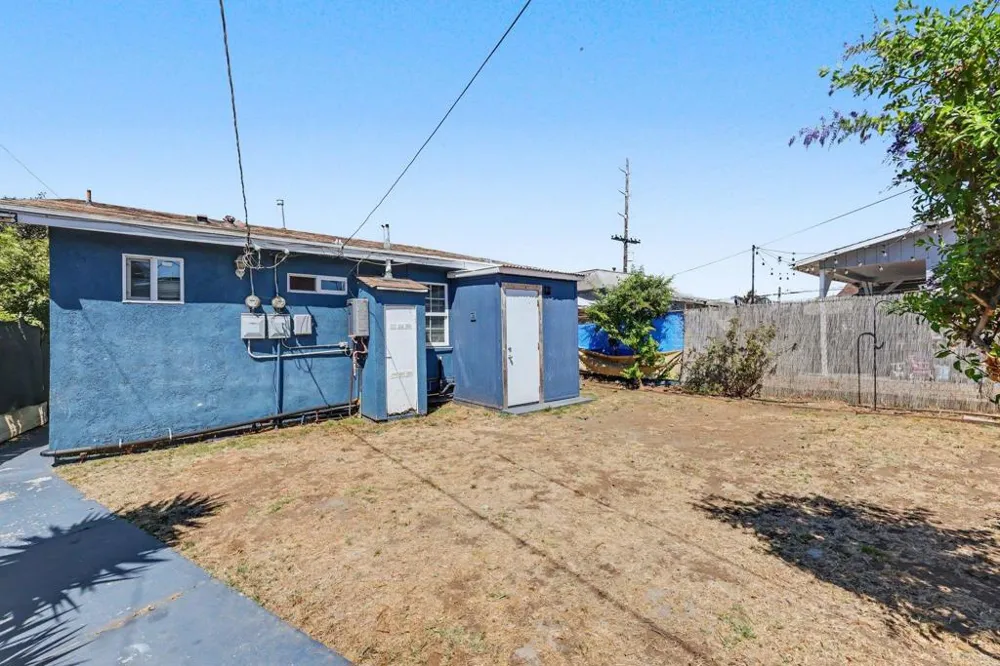 2181 Franklin Avenue San Diego, CA 92113