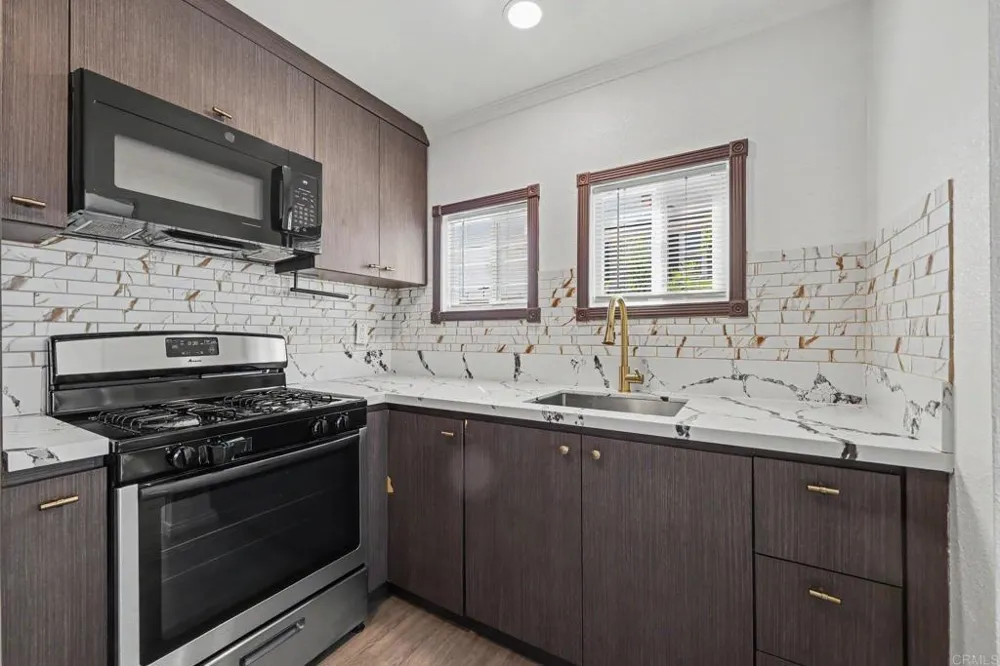 2181 Franklin Avenue San Diego, CA 92113