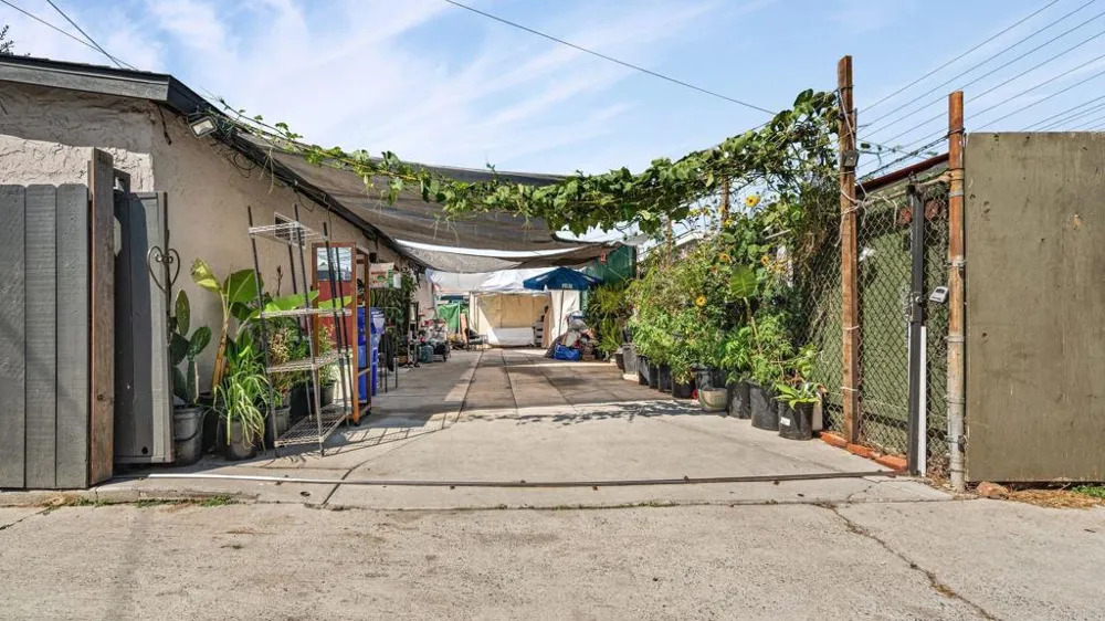 2181 Franklin Avenue San Diego, CA 92113