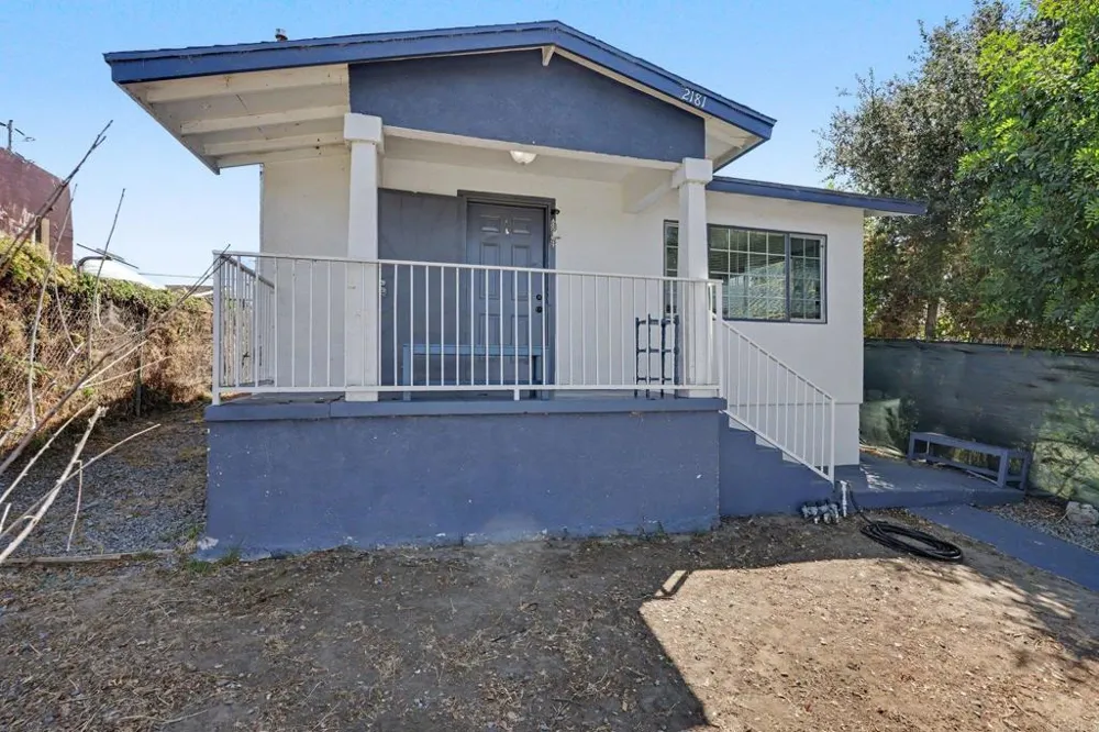 2181 Franklin Avenue San Diego, CA 92113