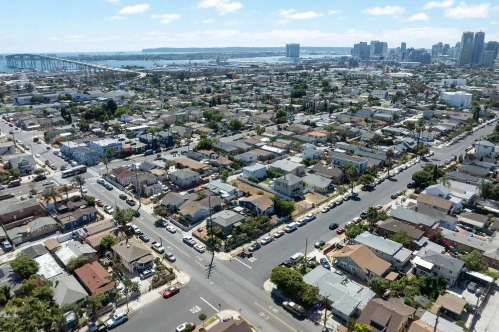 2181 Franklin Avenue San Diego, CA 92113