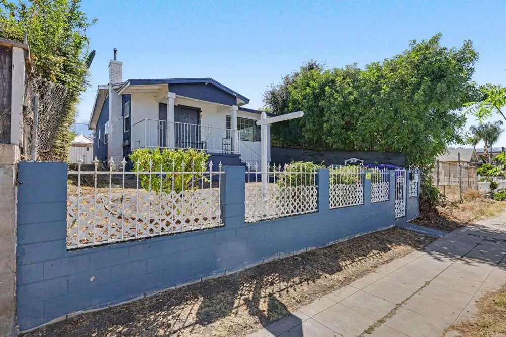 2181 Franklin Avenue San Diego, CA 92113