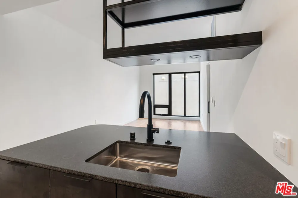 10700 Tabor Street #521 Los Angeles, CA 90034