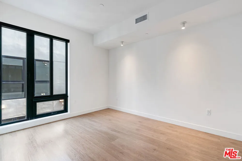 10700 Tabor Street #521 Los Angeles, CA 90034