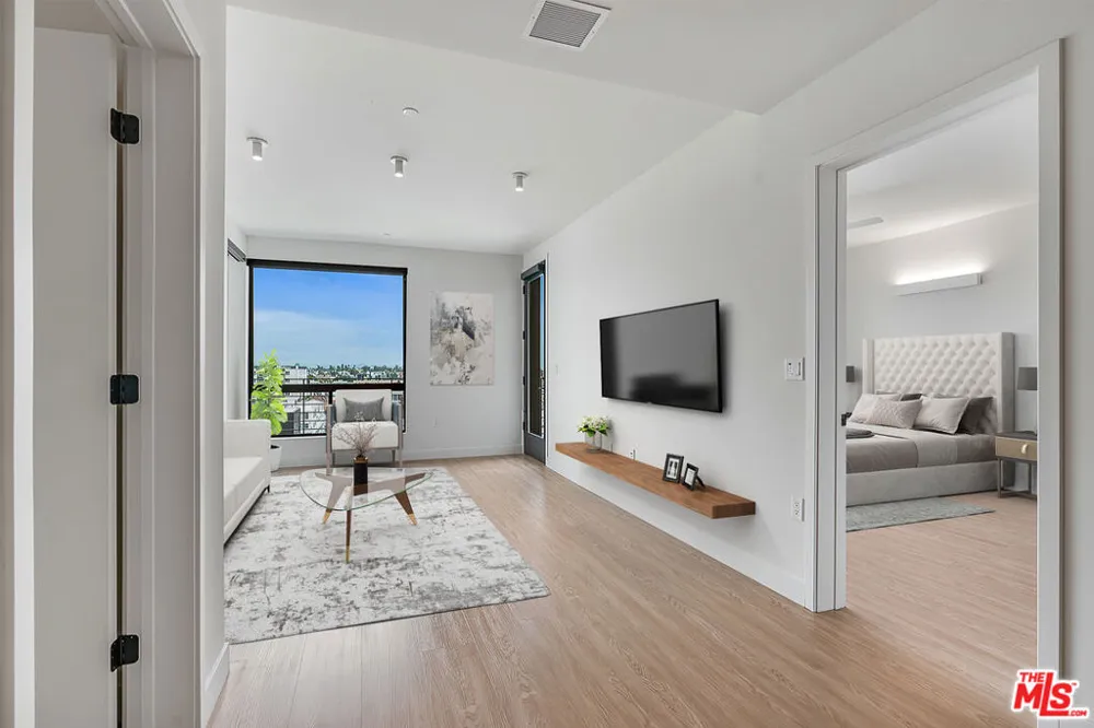 3688 Overland Avenue #714 Los Angeles, CA 90034