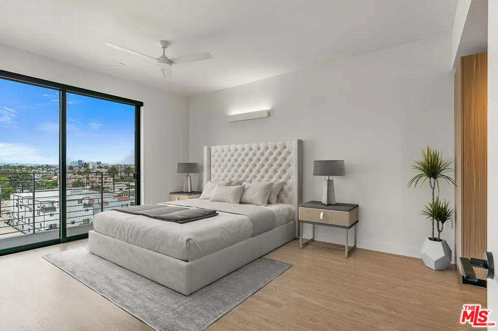 3688 Overland Avenue #714 Los Angeles, CA 90034
